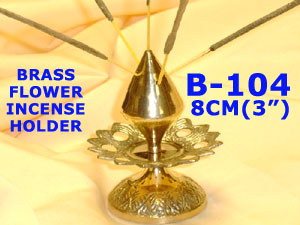 B 104 BRASS FLOWER INCENSE HOLDER         