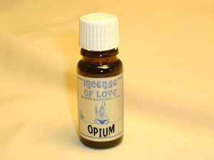 OI/OP OPIUM REVITALISING/VAPOURISING OIL 10 ml 85P BOTTLE         