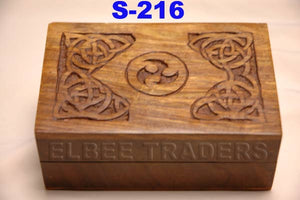 S 216 WOODEN CELTIC CIRCLES BOOX 4"X6"         