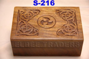 S 216 WOODEN CELTIC CIRCLES BOOX 4"X6"         