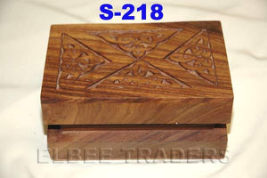 S 218 WOODEN CELCTIC TRIANGLE BOX 4" X 6"         