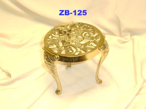 B 125 SO BRASS TRIVET        