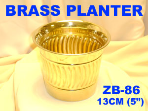 B 86 BRASS PLANTER          